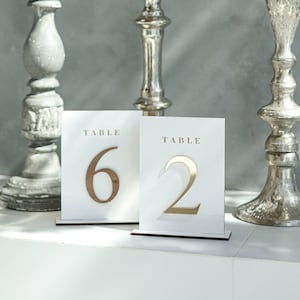 Numéro de table de mariage en bois - Décoration de table de mariage, Mariage champêtre rustique, Plaque de table personnalisée, Mariage champêtre rustique, Plaque de table personnalisée