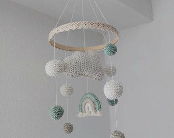 Handmade Baby Mobile am Holzring mit Wolke und Regenbogen