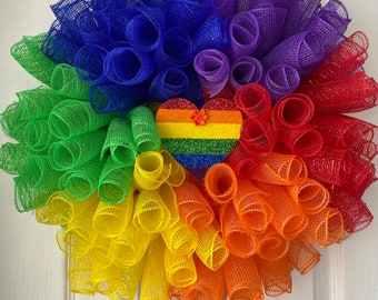 45 cm or 55 cm Pride wreath. in uk. heart decoration. rainbow, festival. LGBTQ.