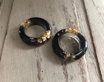 Handmade black resin rings with golden flakes.Round or diamond faceted style. Choose your size. Bespoke, statement gift for her