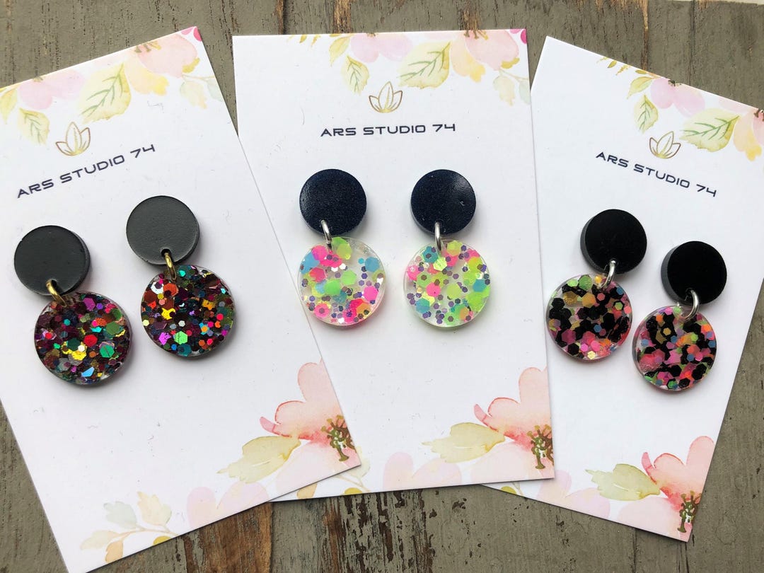 Handmade Resin Glitter Circle Dangle Earrings: Modern Quirky Jewelry, image size:1080x810