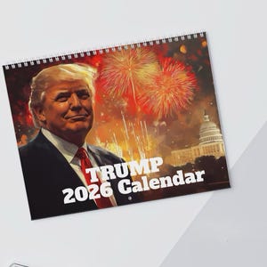 Calendrier mural Trump 2026 amusant | Cadeau bâillon éléphant blanc | Cadeau de Noël MAGA pour papa homme femme | Calendrier d'humour patriotique