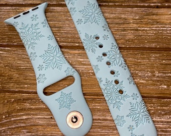 Bracelet de montre de Noël flocon de neige pour Apple Watch gravé en silicone 38 40 41 42 44 45 46 49 mm Série 1-10 Ultra cadeau de vacances pour elle