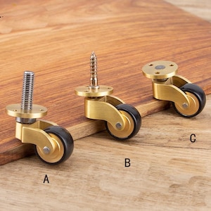 Kółko mosiężne: wymiana nóżek meblowych za pomocą uniwersalnej śruby wieszakowej