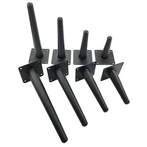 Puede incluir: Conjunto de seis patas de muebles de metal negro en varios tama&ntilde;os. Las patas tienen un dise&ntilde;o c&oacute;nico y una placa base cuadrada.