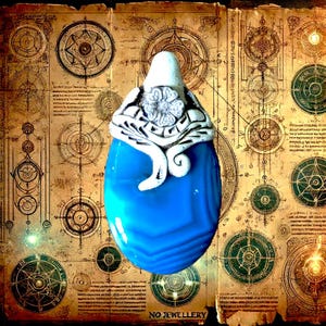 Aurora Angelic Pendant - Step into the Mystical Realm
