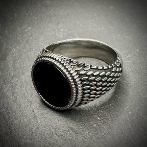 Unleash the Power of Pharaoh Seti: The Enchanted Ring of Ancient Majesty