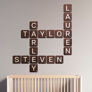 Arte de pared con fichas de Scrabble, letrero de madera con apellido, arte de pared familiar, decoración de pared con fichas de Scrabble, decoración de pared con fichas de letras, decoración de pared en 3D, inauguración de la casa