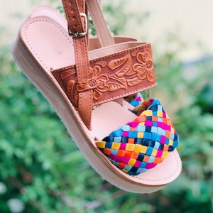 Mexican huarache sandal. Artisanal shoes. Traditional Mexican Leather Shoes. Boho sandals. Mexican Leather shoes. Huarache de piel
