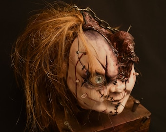 cult of chucky ,life-size head