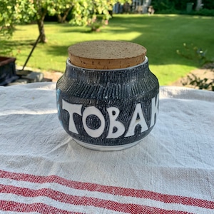 Laholm Ceramic Sweden. A very rare ceramic jar &quot;TOBAK&quot;. Swedish design. Home Decor from Laholm. Jar with cork lid. Condition: Very good.