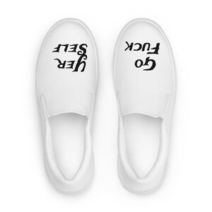 Men’s slip-on canvas shoes