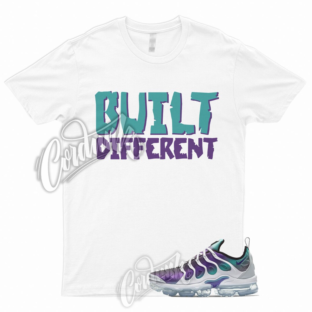 vapormax plus aurora green shirt