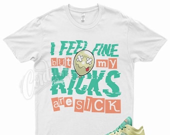 Camiseta blanca "SICK V2" a juego con la camiseta LeBron 18 Low LeBronold Palmer en color lima/mango brillante-verde nuevo de Kicks Matched
