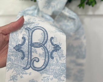 Classic French Toile Wreath Sash with Rosella Lined Monogram, Classic Monogram Wreath Bow