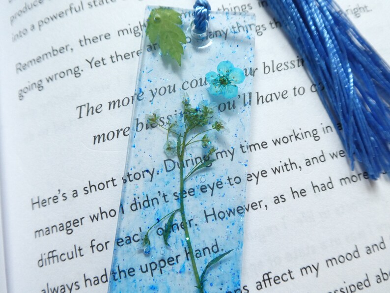Mini pressed flower handmade resin bookmarks with tassels Floral bookmarks image 5