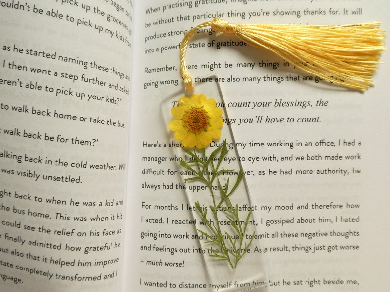 Mini pressed flower handmade resin bookmarks with tassels Floral bookmarks image 2