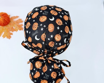 Gorro quirúrgico con diseño de calabaza de Halloween para coleta, de algodón, con forro de satén opcional.