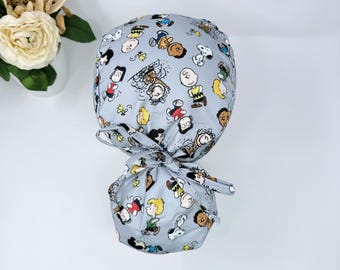 Gorro quirúrgico con coleta de dibujos animados de ParadiseCaps, gorro quirúrgico para mujer con diseño de perro. Gorro quirúrgico con forro de satén y coleta.