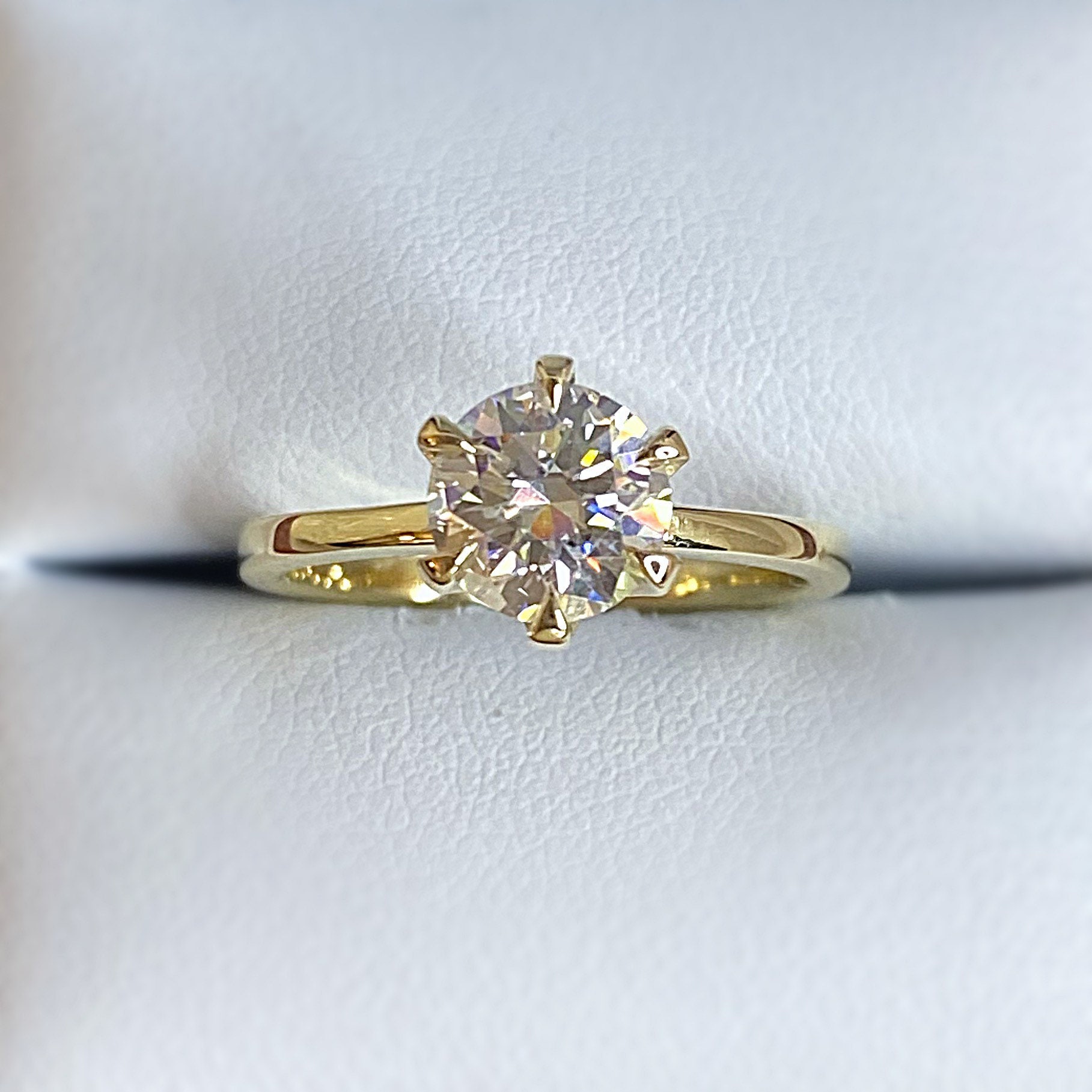 1 CT Simple Moissanite Engagement Ring - Etsy UK