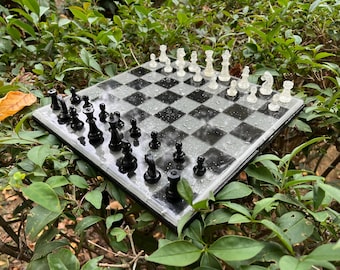 Epoxy Resin Chess Set: Silver & Colorful Game Pieces