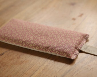 Weighted Eye pillow - filled with rapeseeds and lavender - Doublesided japanese cotton with Flower pattern vs plain Beige - relax wellness