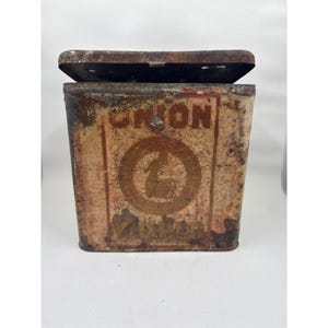 Antique Chewing Tobacco Cans