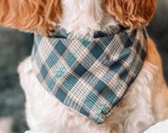 Bandana pour chien / Accessoire chien / Vêtement / Bandana chien personnalisable / Bandana chien / Bandana chat / Bandana à carreaux bleu