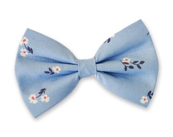 Handmade dog bow tie / Dog accessory / Cotton dog bow tie / floral pattern dog bow tie / Cat bow / Dog
