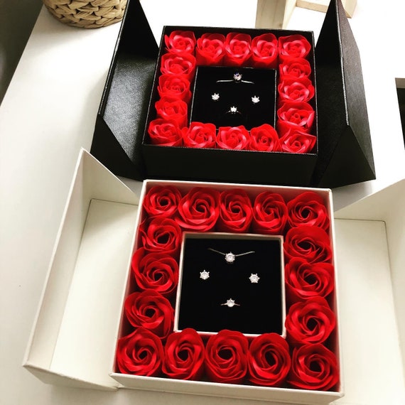 Flowerbox WOMAN jewel adornment ideal mother's Day gift Etsy