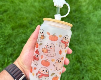 Lata de Halloween de vidrio con tapa de bambú y pajita - Temporada espeluznante