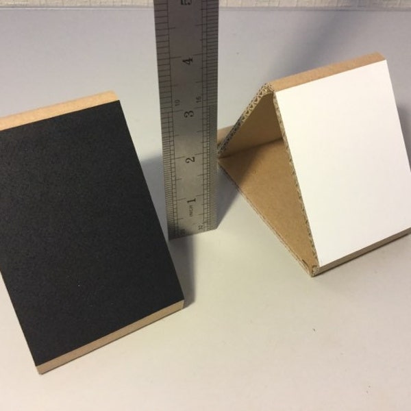 Mini chalk blackboard or whiteboard. Foldable and erasable. Set 6.