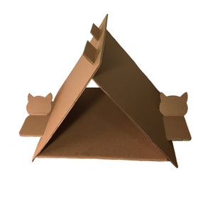 Triángulo de la casa de cartón del gato. Cama para mascotas. (sin colchoneta)