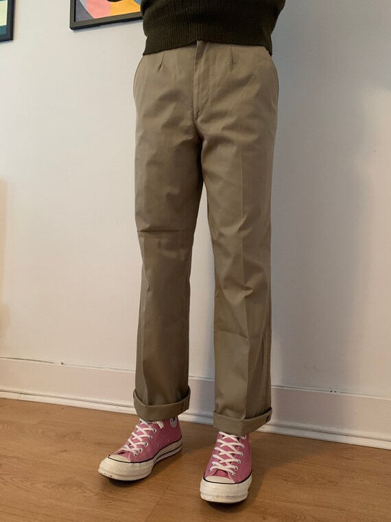 Men’s smart vintage wide legged trousers in beige