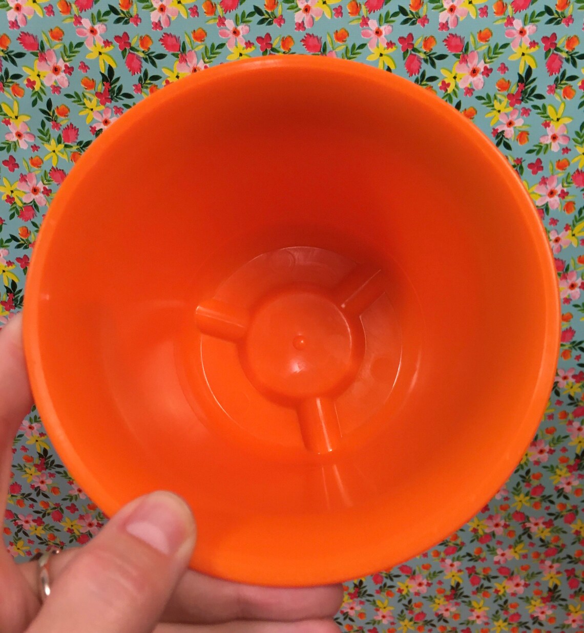 3 small vintage plastic flower pots planters tan orange retro Etsy