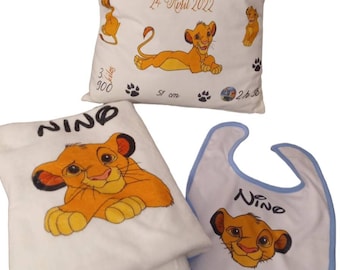 Coussin , plaid , bavoir , doudou simba à choisir