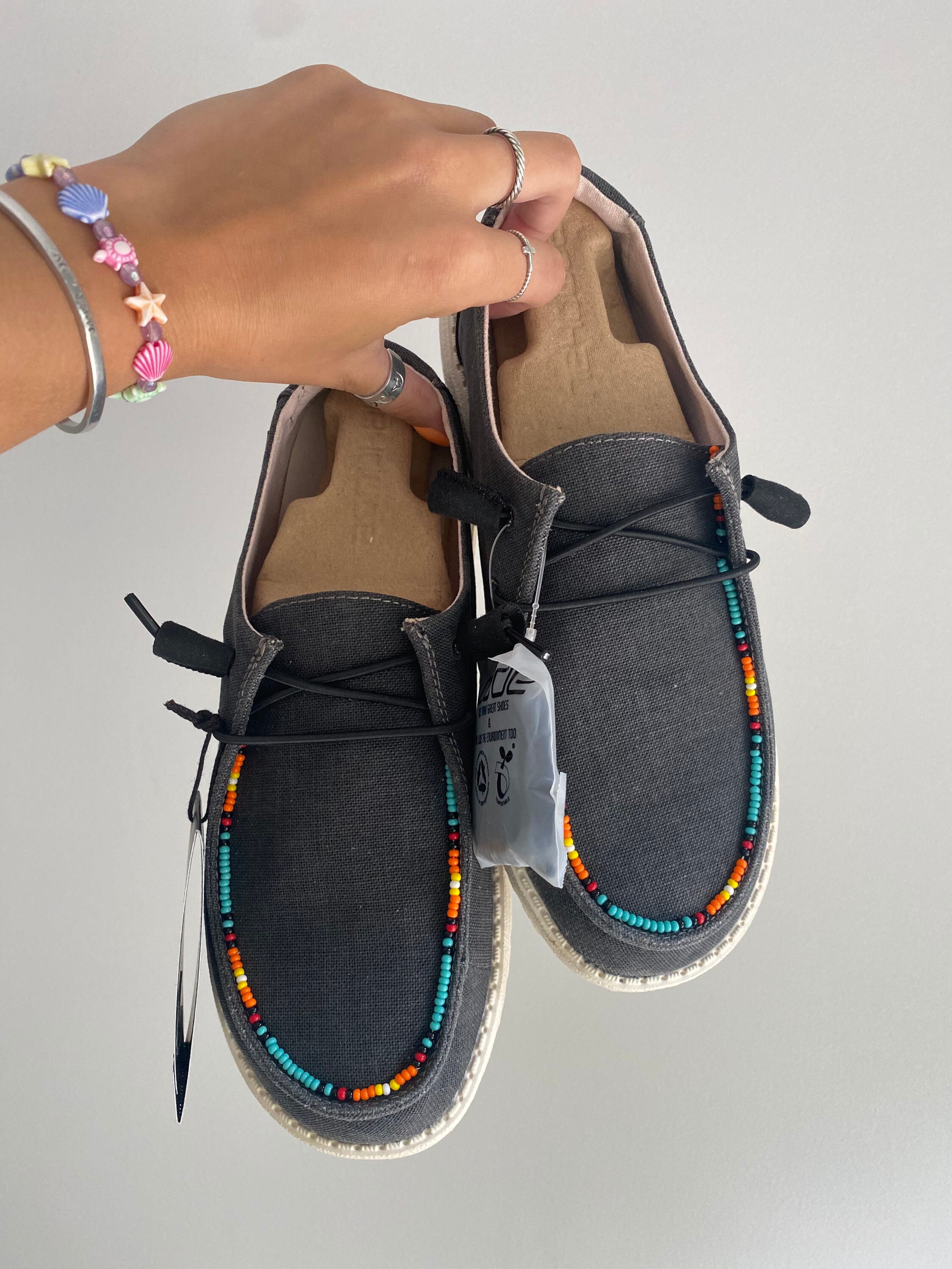 phone number to hey dude shoes