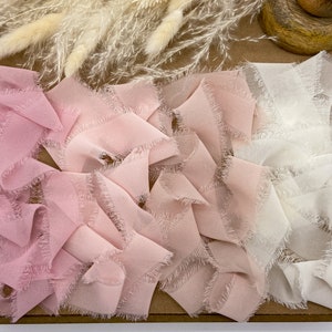 Luchtig, met de hand gerafeld lint