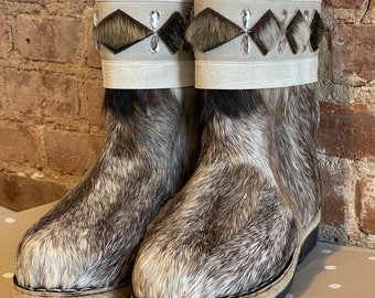 Reindeer Winter Fur Boots Mukluks 100% Handmade from Siberia/Mongolia