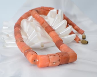 Antike ungefärbte Korallenkette, natürlicher mediterraner Edelstein