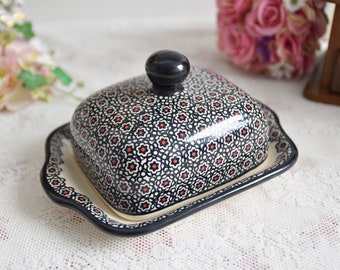 Polish pottery butter dish with lid handmade ceramic from Boleslawiec made in Poland with hand painted floral decorations and handle