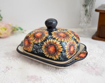 Polish pottery butter dish with lid handmade ceramic from Boleslawiec made in Poland with hand painted floral decorations and handle
