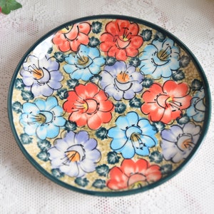 Poland pottery handmade dishes by Boleslawiec, Poland art boleslawiec pottery dessert plates ceramic with floral decorations, Plate hanging