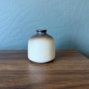 Mini ceramic vase Japanese ceramic vase