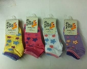 12 Pairs Childrens Girls Trainer Socks Ankle Socks Fun Feet Shoe Size 12-3