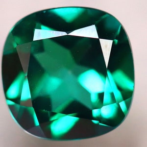 Green Topaz 3.55Ct Natural VVS Green Topaz