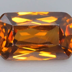 AAA Brilliance Honey Brown 3.30 ct Zircon