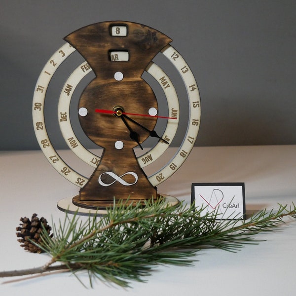 Orologio e Calendario da Tavolo Perpetuo in Legno: Stile Naturale per la Tua Scrivania