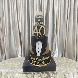 Torta Scenica Elegante – Per Celebrare Ogni Grande Evento