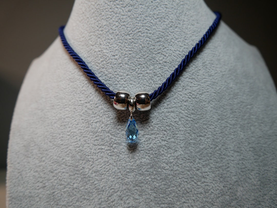 Bijou alliage doré argenté charm's oval breloque cristal Inès de la